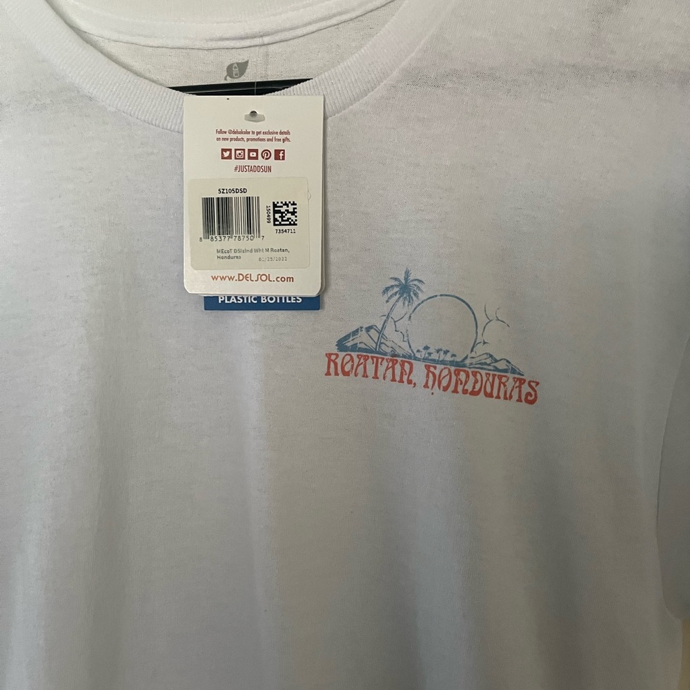 NEW. White Graphic T-Shirt